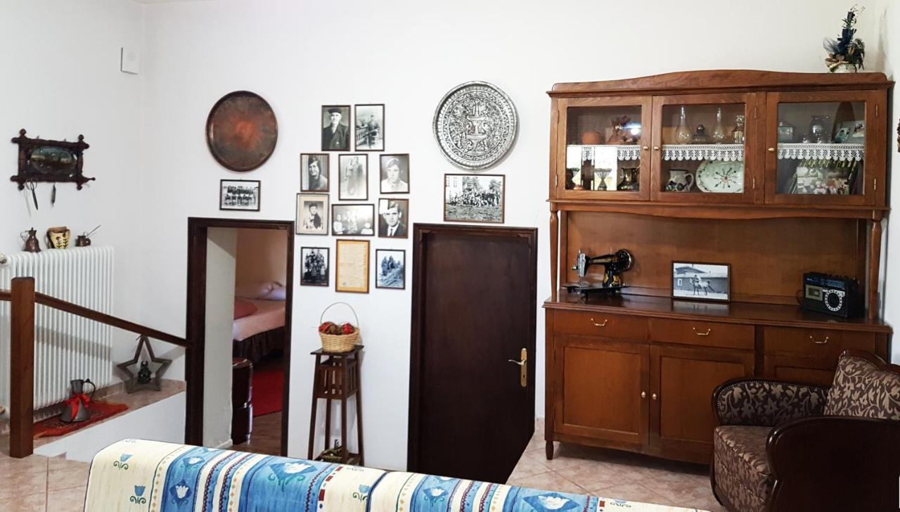 Yiayia'S Rina'S Lovely Cottage Pteria Buitenkant foto